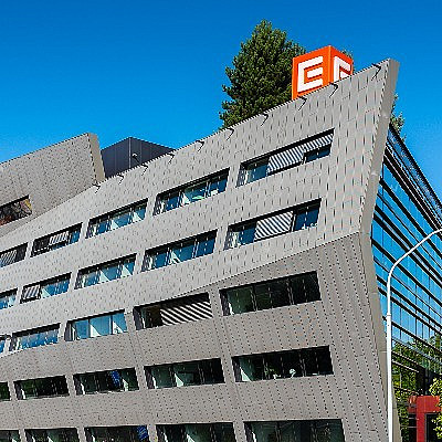 RSBC Group has completed the purchase of the building housing the headquarters of ČEZ
